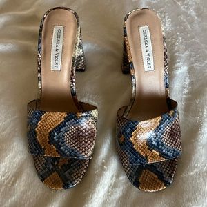 Multicolored snake print heels